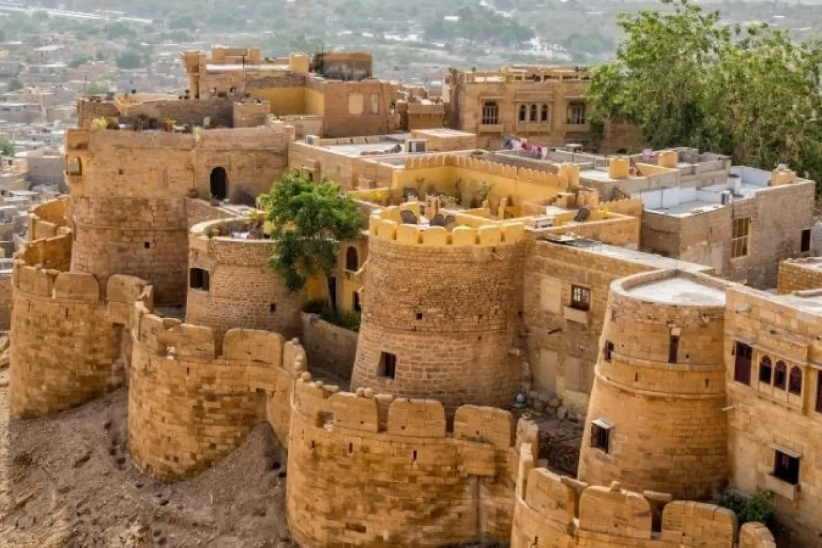Jaisalmer Fort khám phá kiến trúc vàng và lịch sử độc đáo