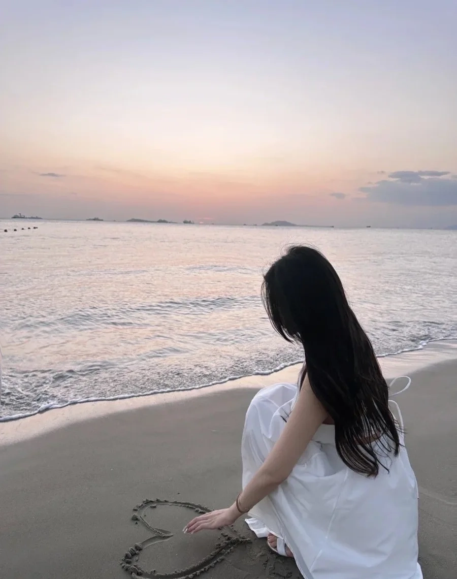 Hình nền gái xinh che mặt dễ thương và đáng yêu