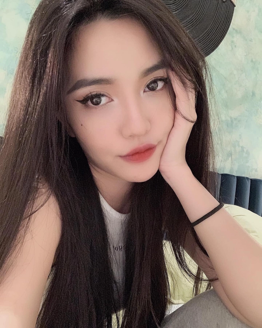 Nghe ngay Nâng chén tiêu sầu Bích Phương phiên bản đầy cảm xúc