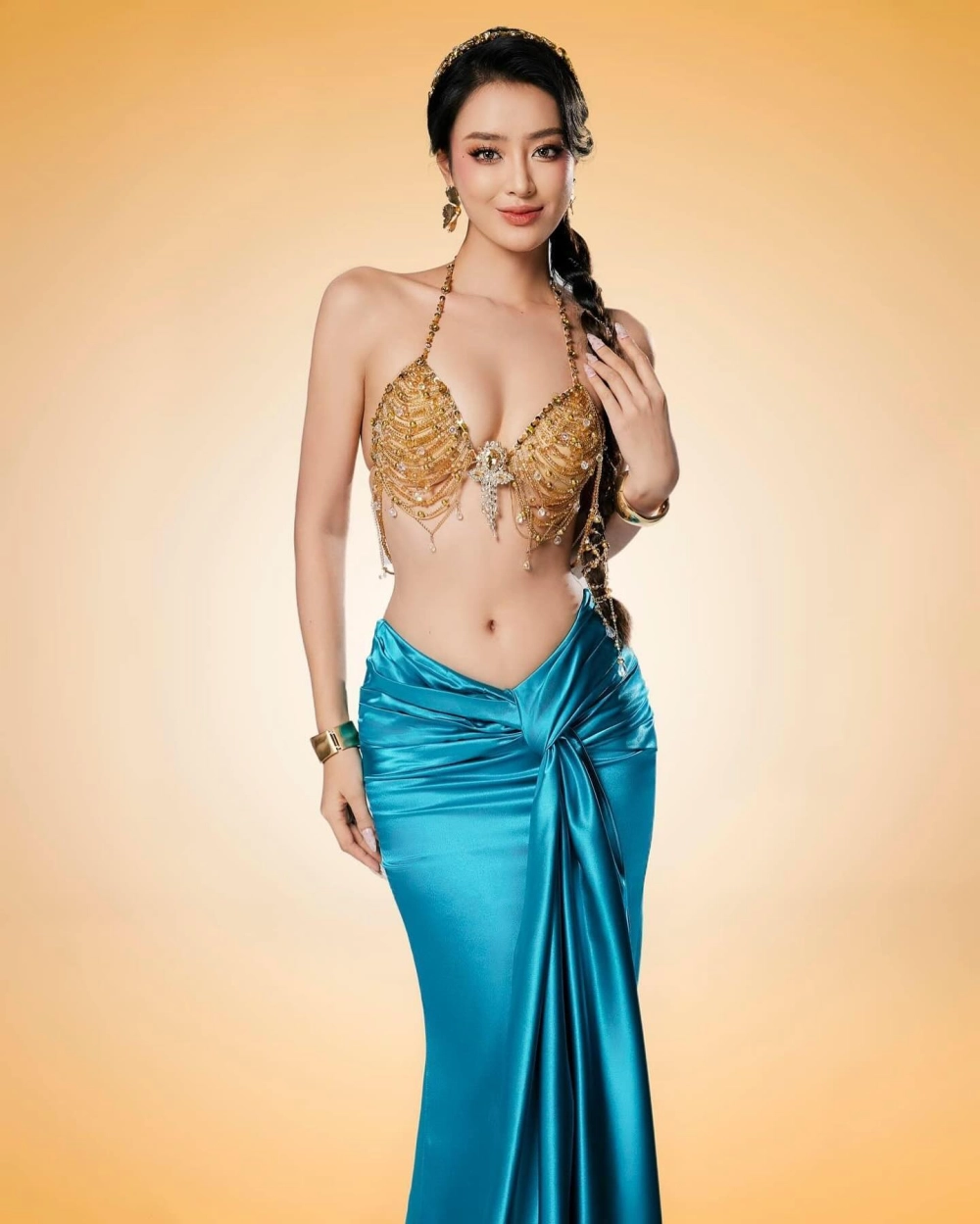 Chung kết Bùi Khánh Linh tỏa sáng với phần trình diễn ấn tượng và phong thái tự tin