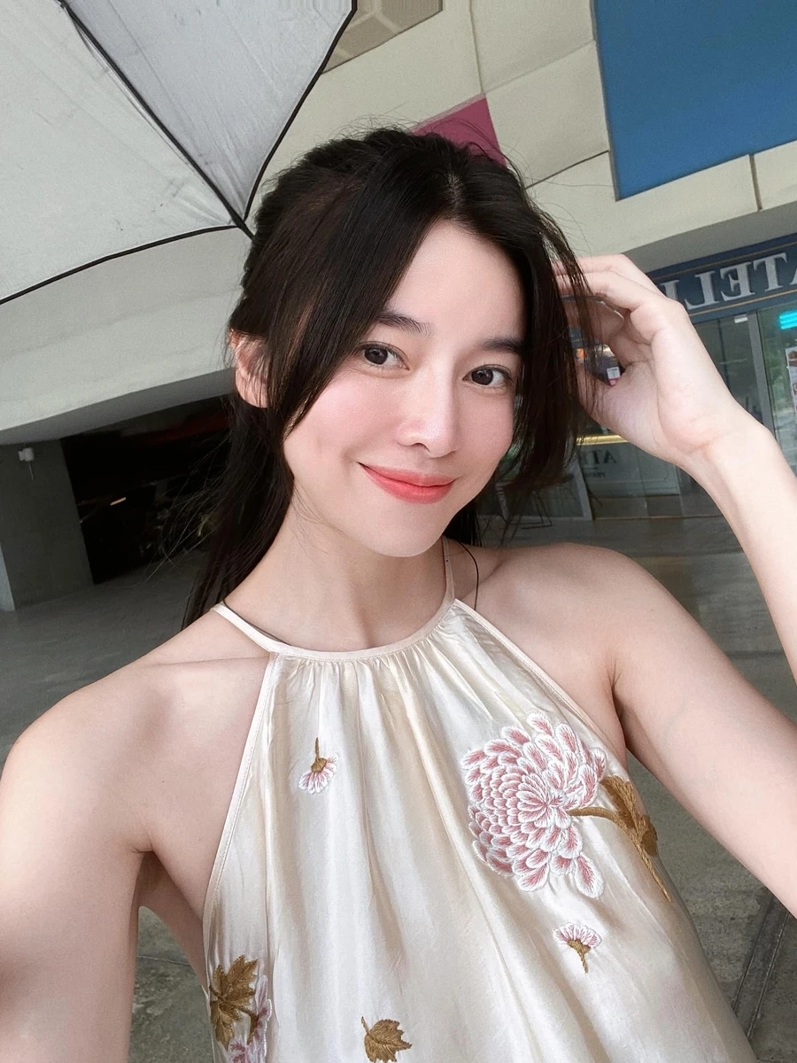 Lan Khuê Hoàng Sa Trường Sa thể hiện lòng yêu nước qua trang phục
