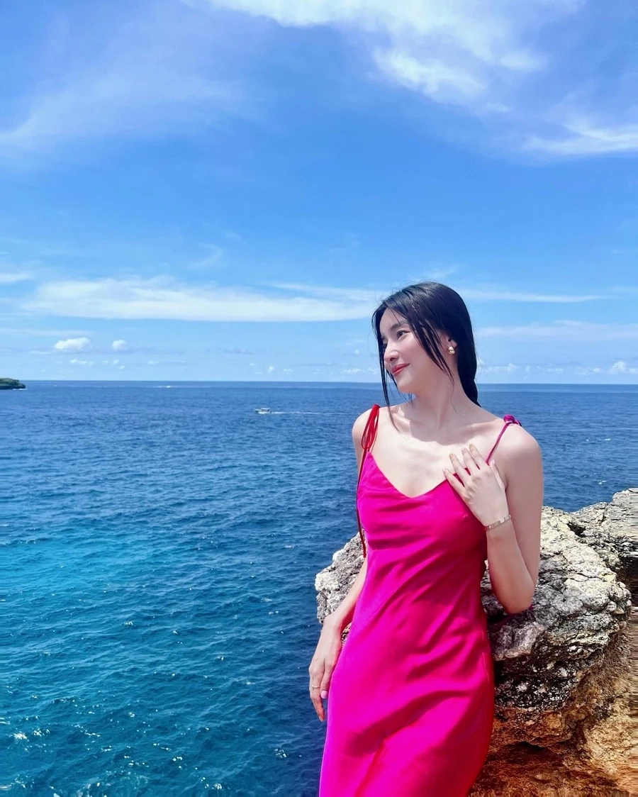 Lan Khuê hoa hậu luôn giữ hình ảnh đẹp trong lòng công chúng