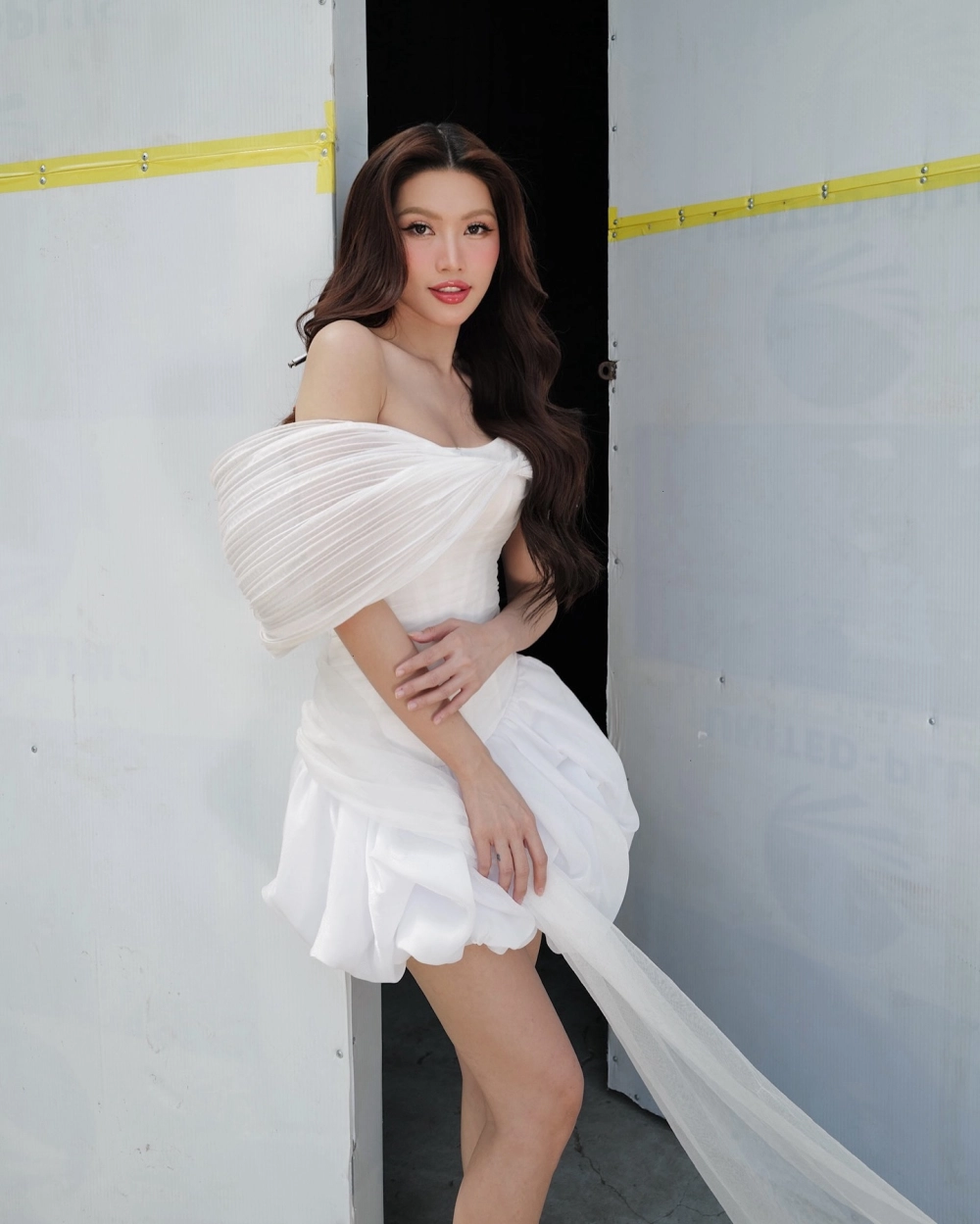 Chế Nguyễn Quỳnh Châu Chiều Cao lý tưởng giúp cô tỏa sáng trên sàn catwalk