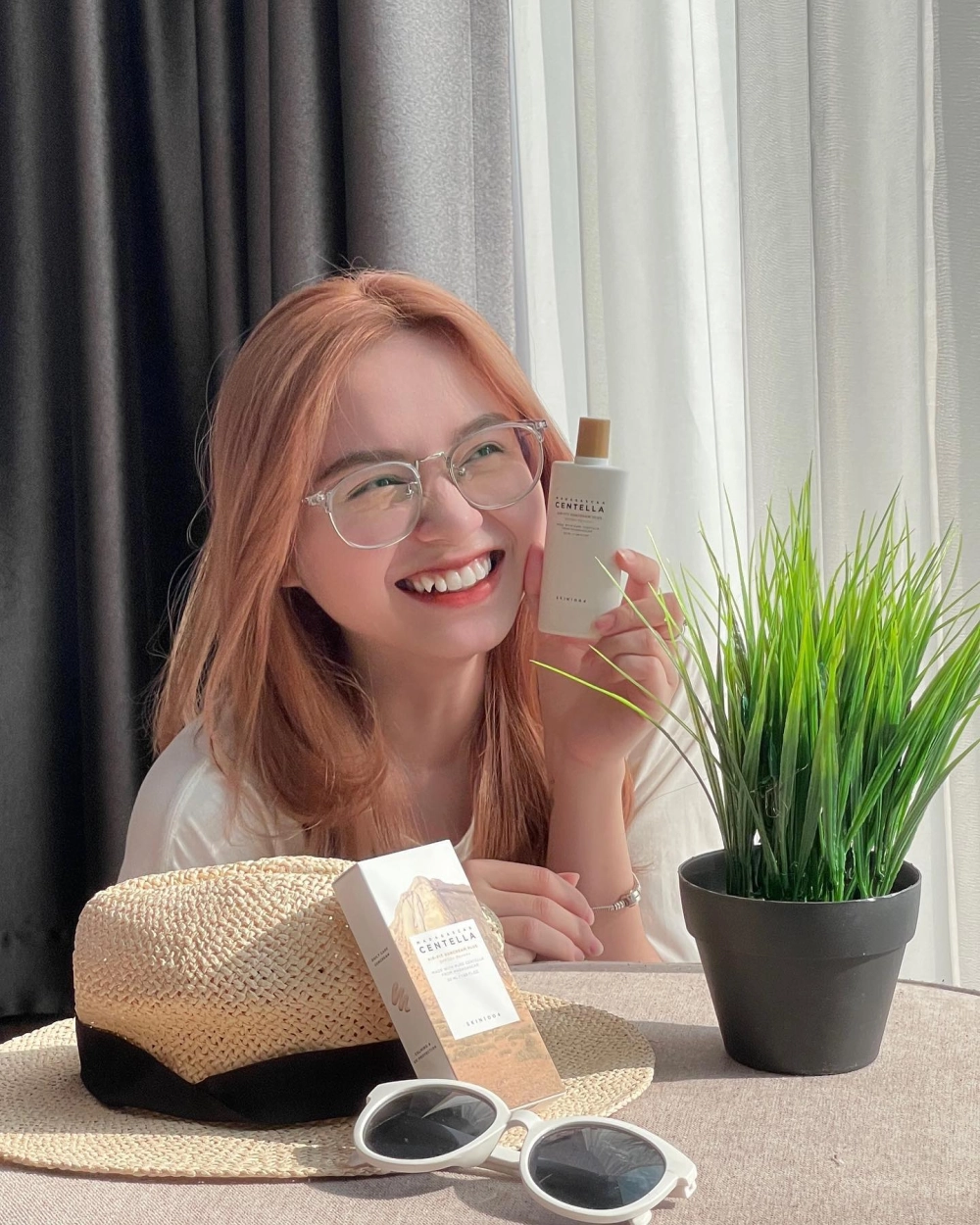 Schannel Đặng Thu Hà chia sẻ khoảnh khắc hậu trường hài hước