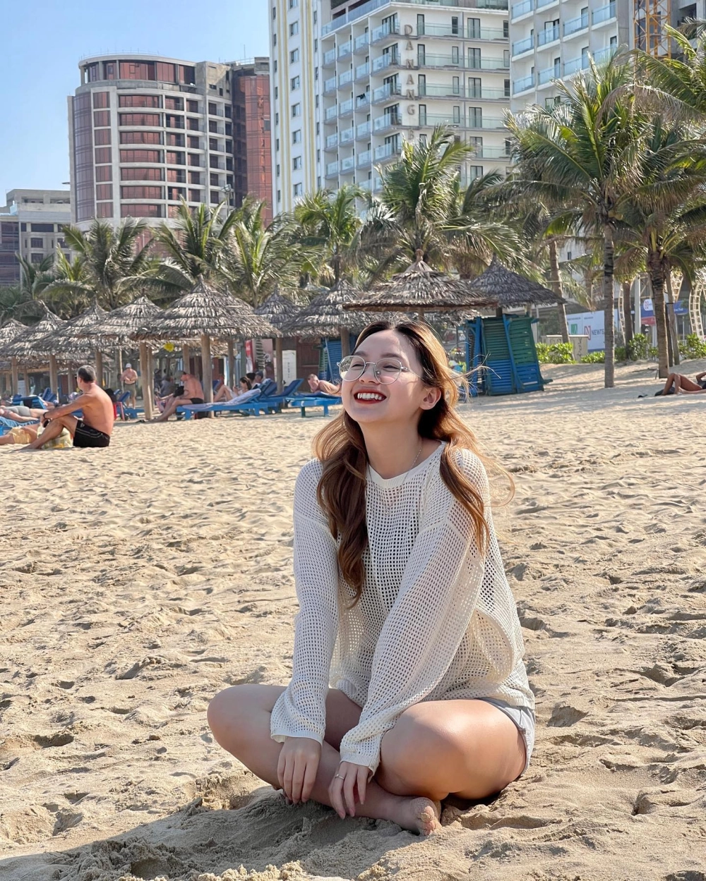 Người yêu Đặng Thu Hà là ai khiến cộng đồng mạng tò mò không ngớt