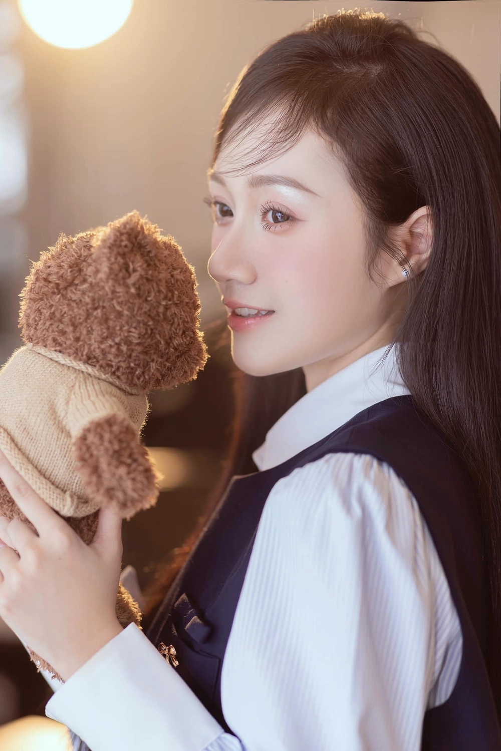 Đắm chìm với loạt ảnh đào lê phương hoa cute ngất ngây