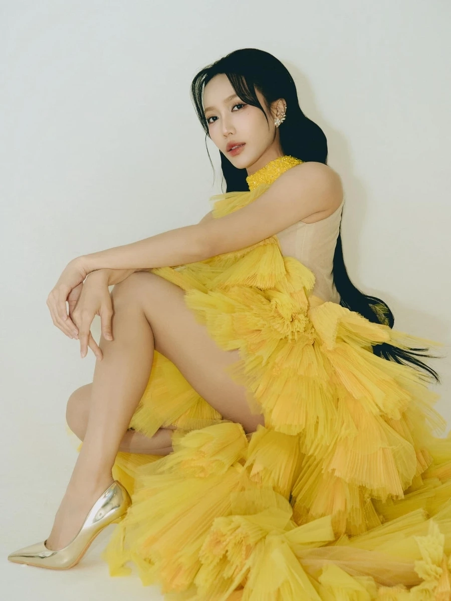 Tiểu sử về Diệu Nhi