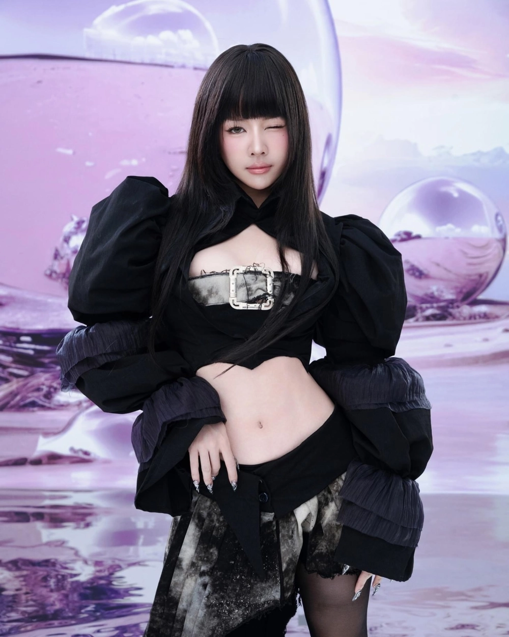 Dj mie body quyến rũ khiến fan không thể rời mắt