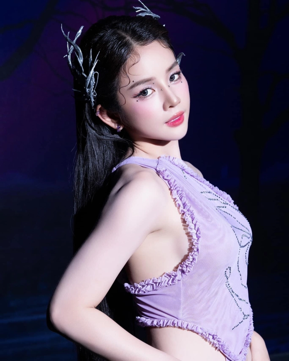 Dj mie trước phẫu thuật từng có diện mạo nhẹ nhàng giản dị