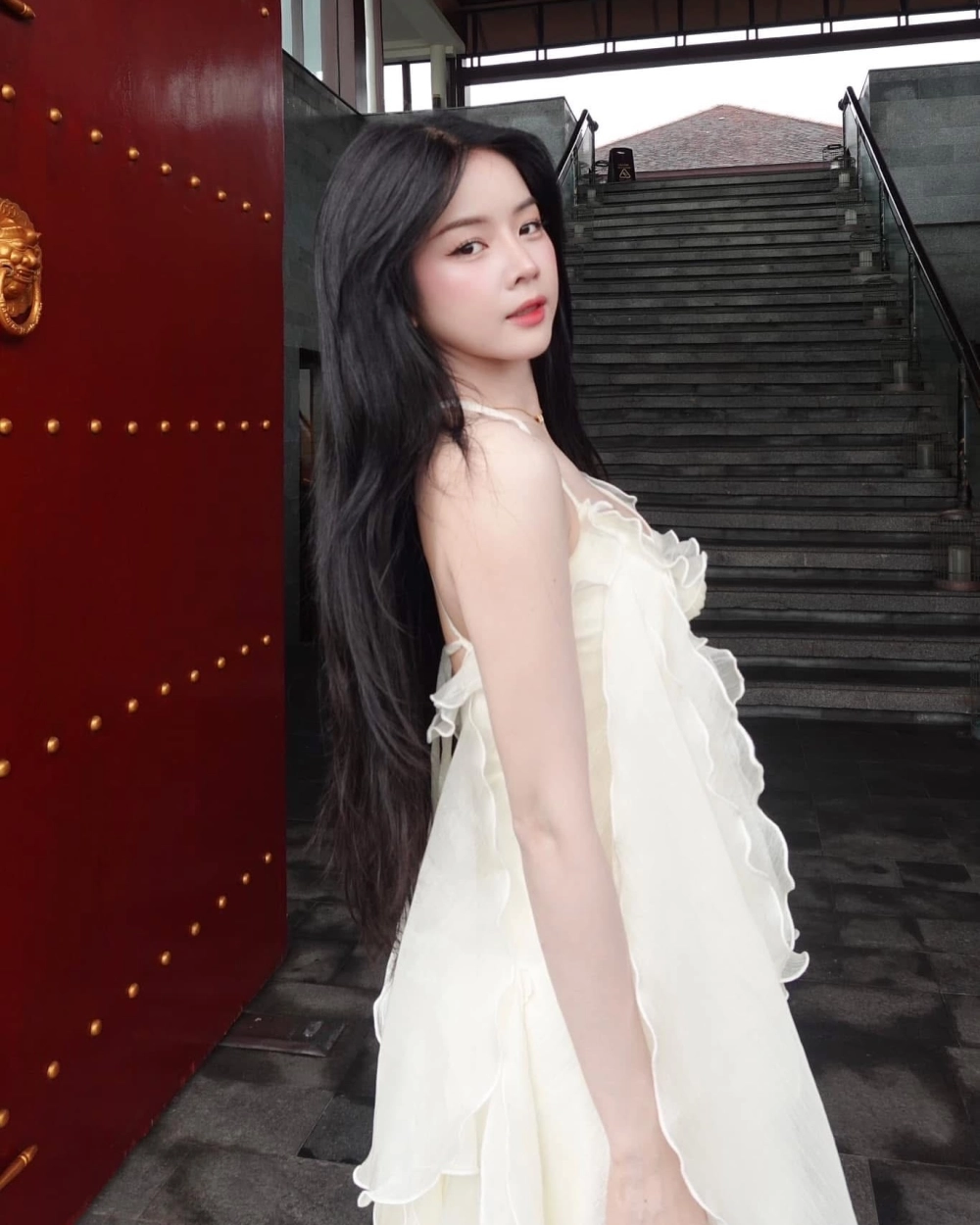 Tiểu sử của DJ Mie