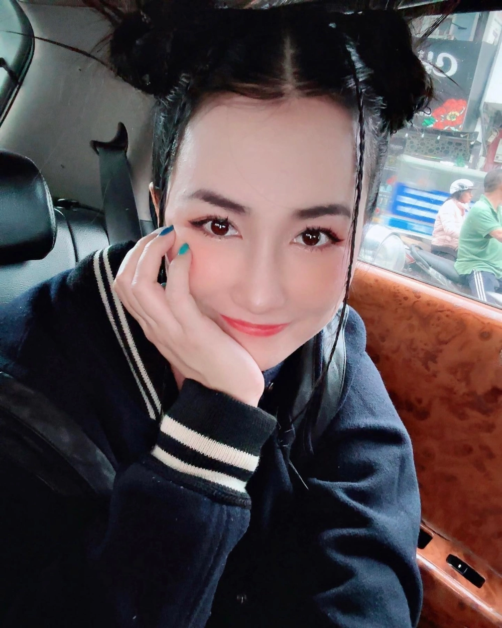 Nhạc dj trang moon cuốn hút mọi ánh nhìn trong từng beat nhạc