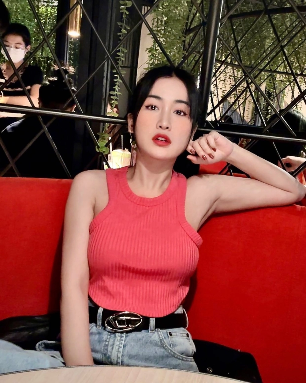 Dj trang moon 2017 tạo dấu ấn với phong cách trình diễn riêng