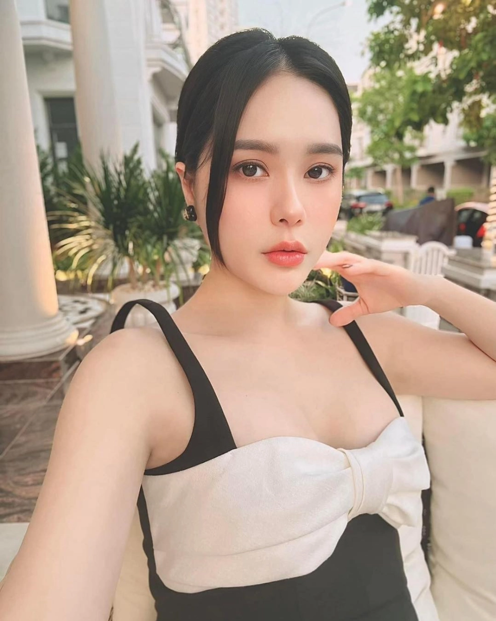 Khám phá phong cách cuốn hút của Đoàn Di Băng trong mọi khung hình