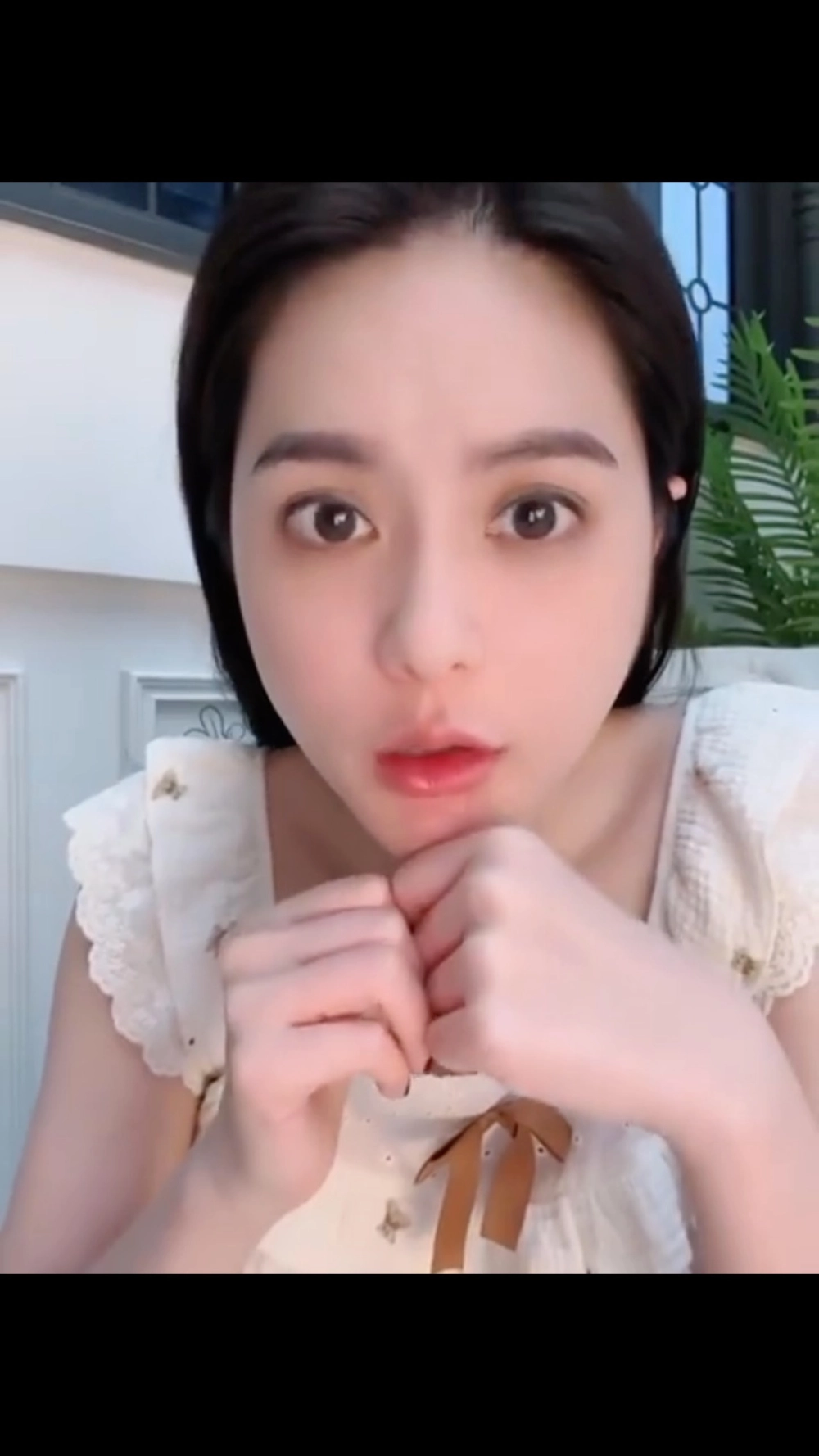 Tâm điểm mạng xã hội từ loạt ảnh drama Đoàn Di Băng
