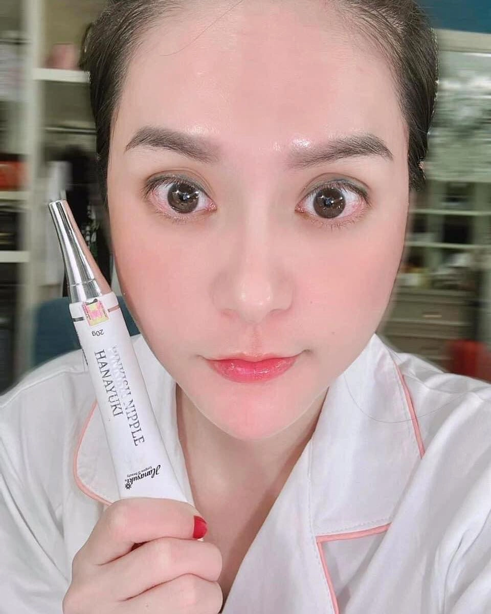 Cư dân mạng xôn xao với ảnh liên quan đến Đoàn Di Băng phốt