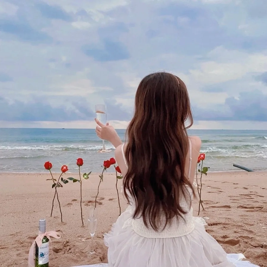 Ảnh xinh gái che mặt dễ thương và thu hút