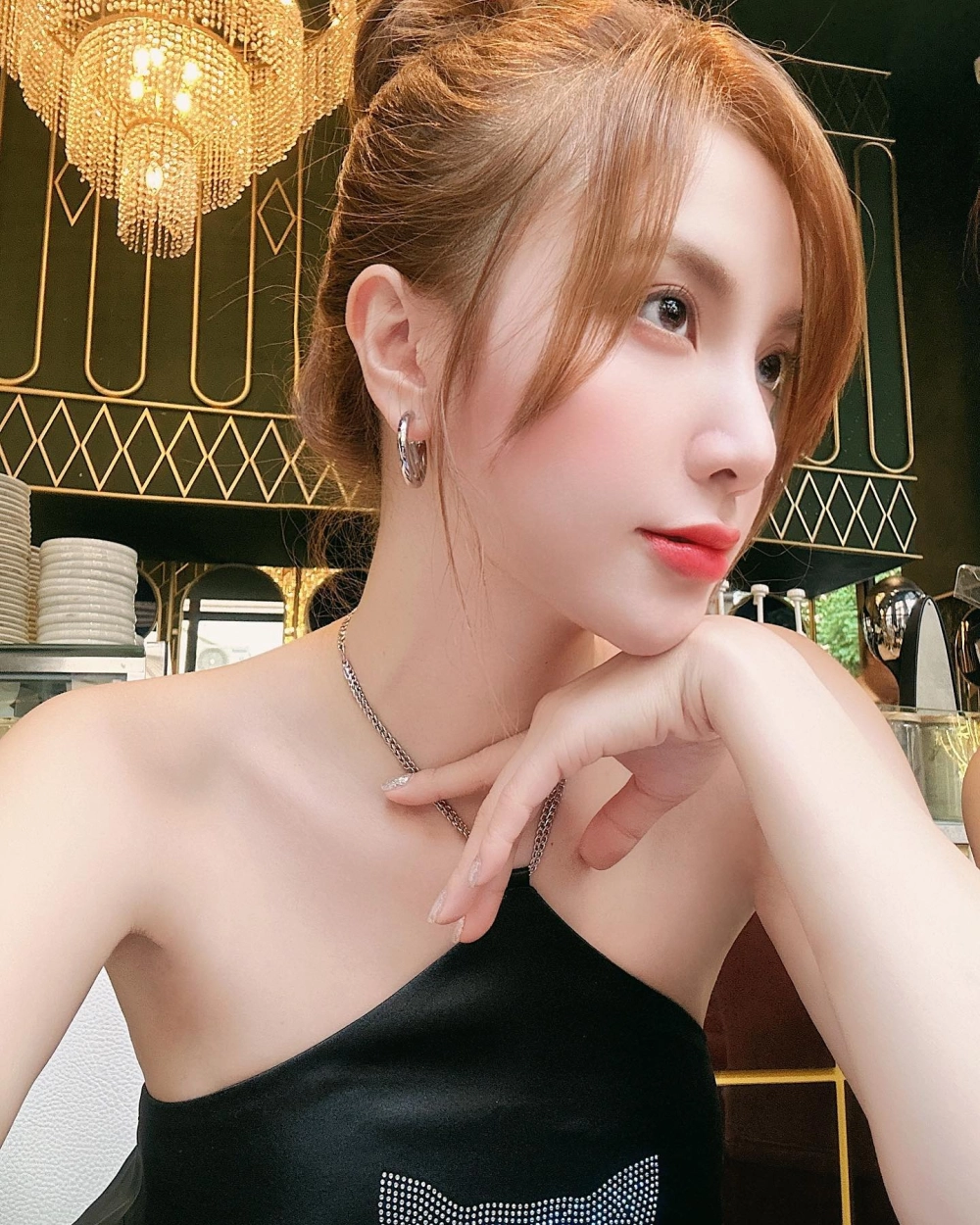 Nghe lại loạt Bài Hát Của Hạnh Sino đình đám nhất
