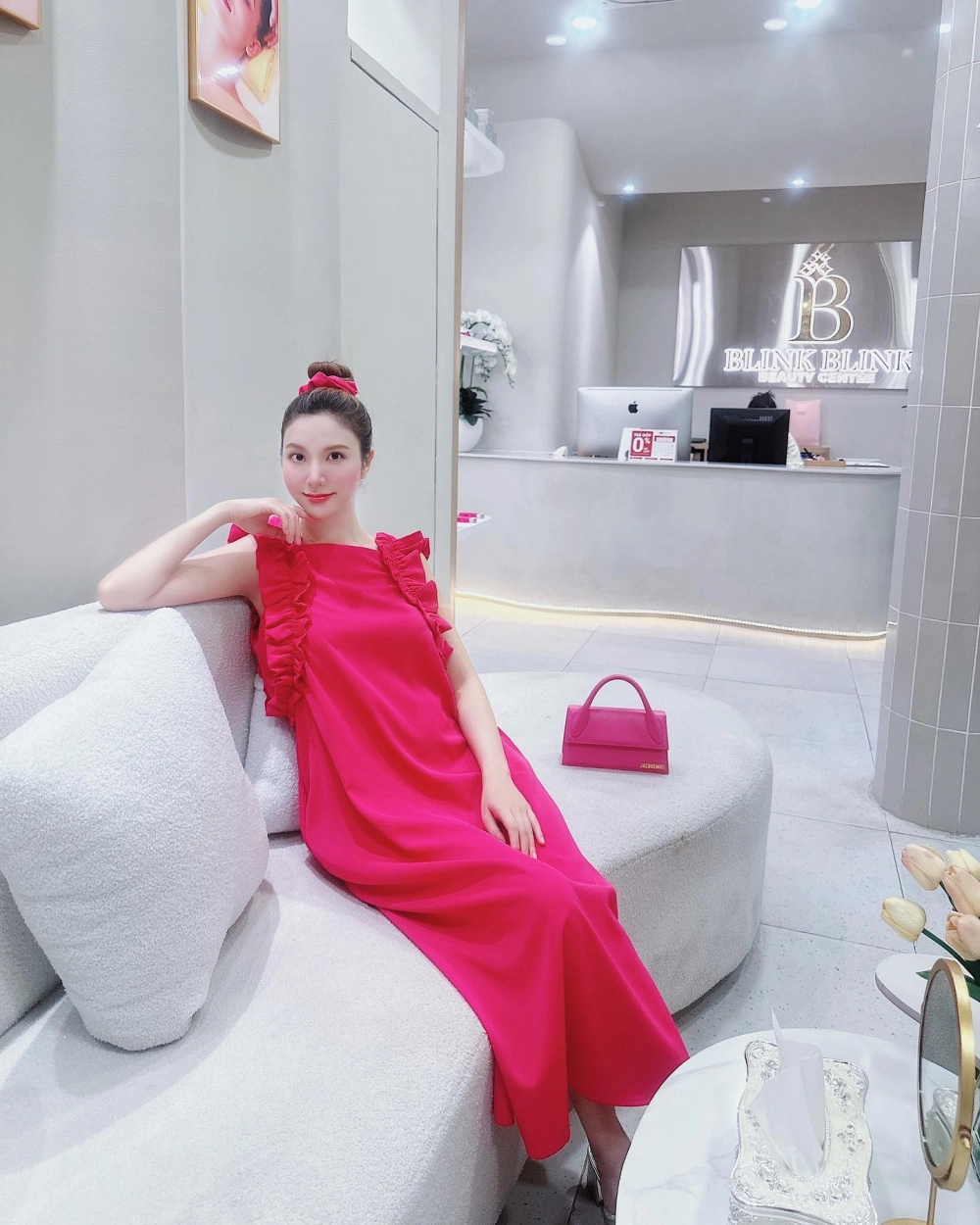 Tìm hiểu chi tiết Hạnh Sino Profile sự nghiệp và đời tư