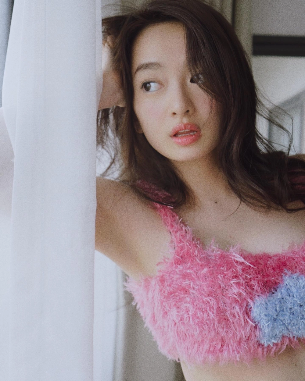 Kaity Nguyễn sinh năm 1999, tuổi trẻ tài cao, thành công sớm