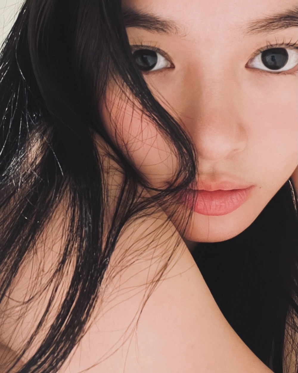 Kaity Nguyễn Em chưa 18 ghi dấu ấn với vai diễn đầu tay đầy cuốn hút