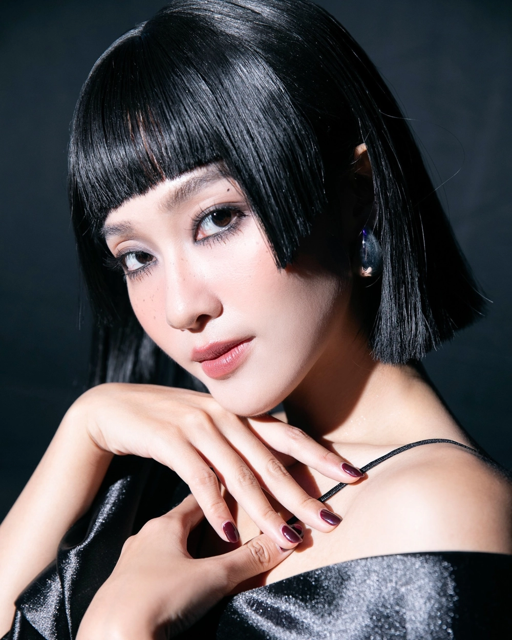 Ca sĩ khả ngân Ca sĩ khả ngân với những ca khúc được yêu thích trên thị trường âm nhạc