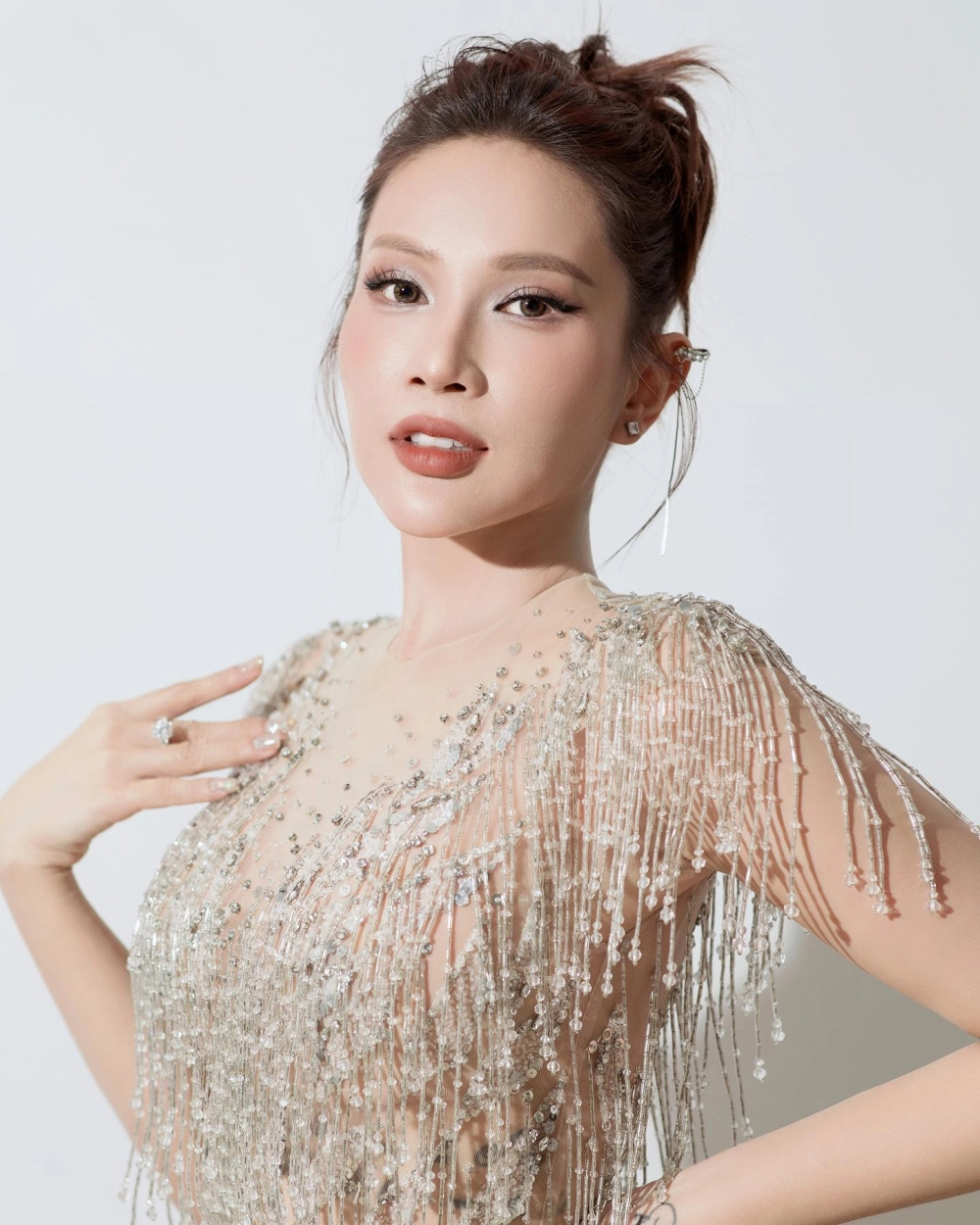 Bạn đoán được Khả Như sinh năm mấy chưa