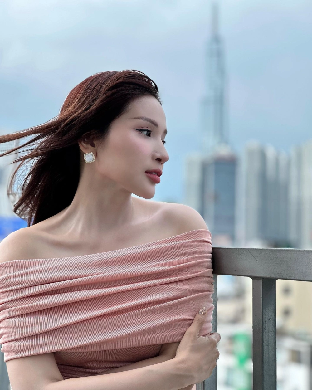 Khả Như Quỷ nhập tràng và biểu cảm đáng sợ đầy cuốn hút