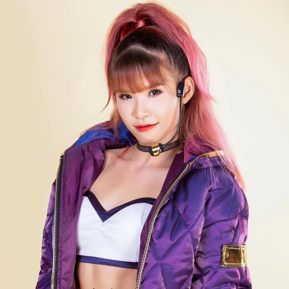 Khởi My remix khuấy động không khí với bản phối trẻ trung