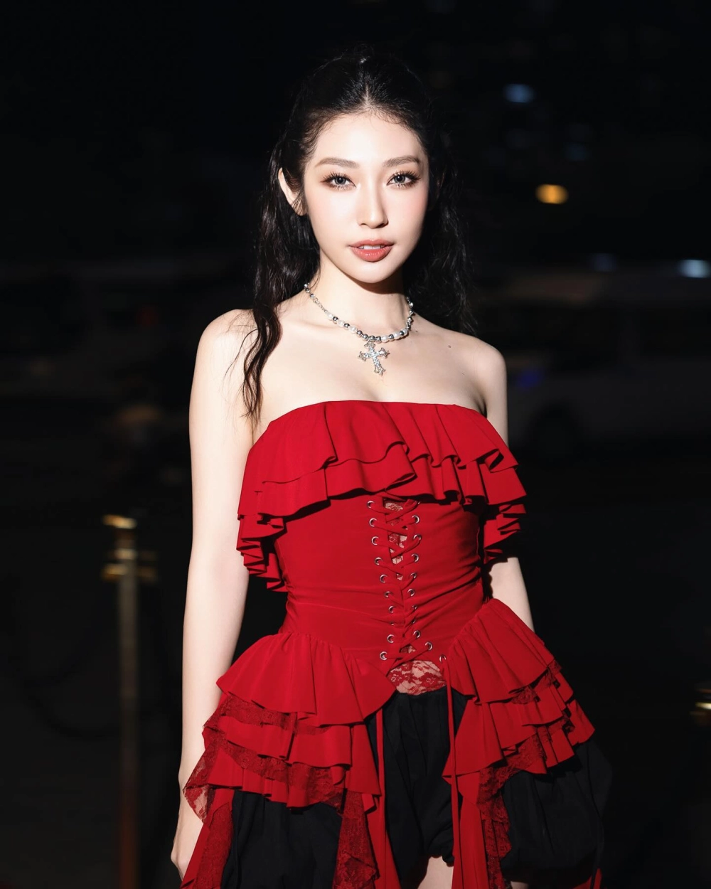 Khổng Tú Quỳnh bao nhiêu tuổi vẫn giữ nét trẻ trung