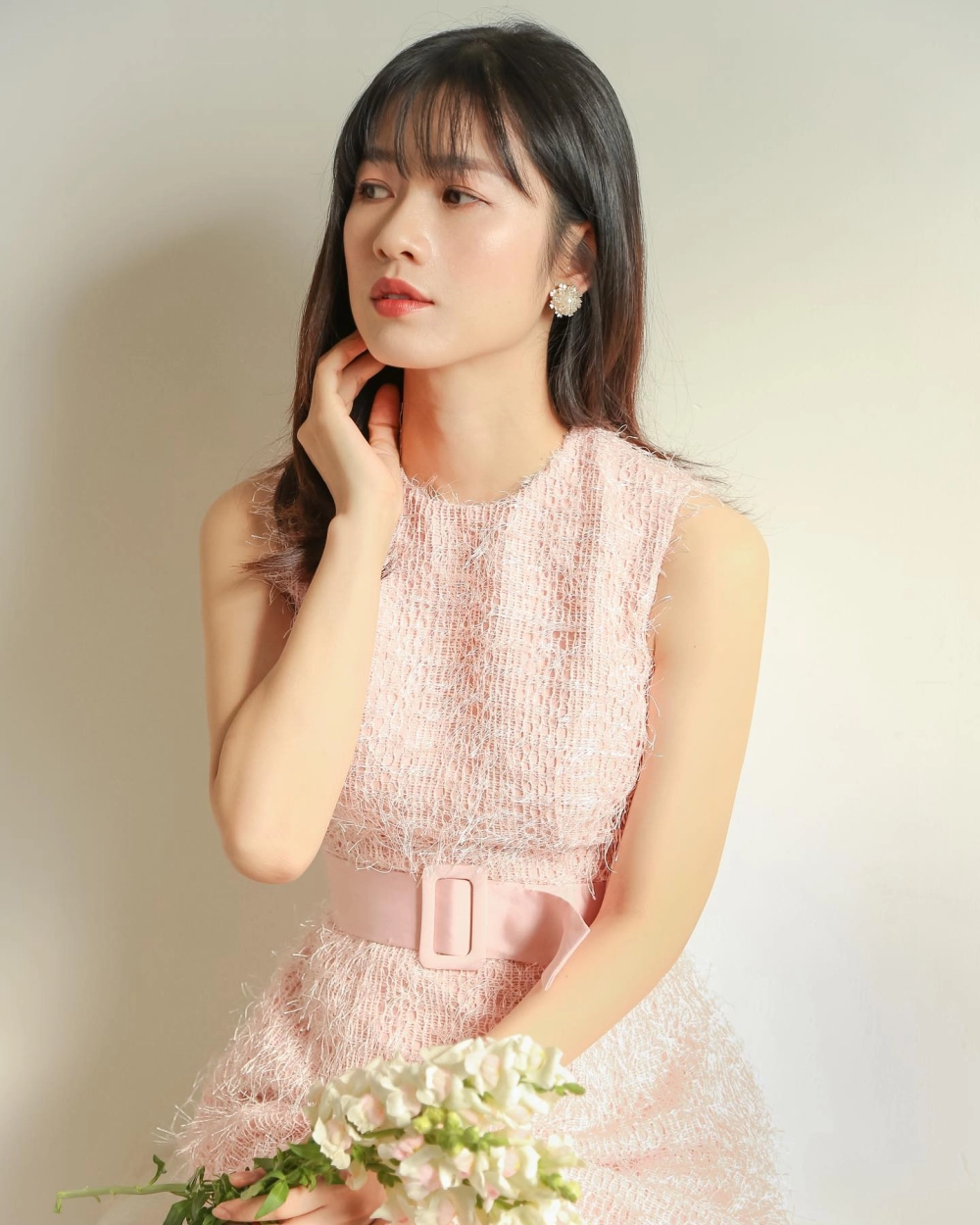 Tìm hiểu Kiều Oanh tuổi thật qua loạt hình ảnh mới nhất