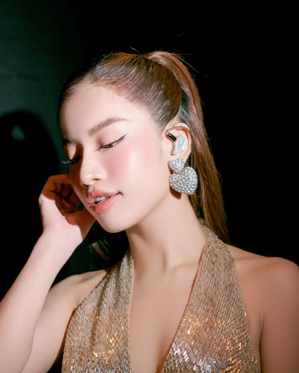 Sự cống hiến đầy ý nghĩa của Lâm Bảo Ngọc vì đất nước