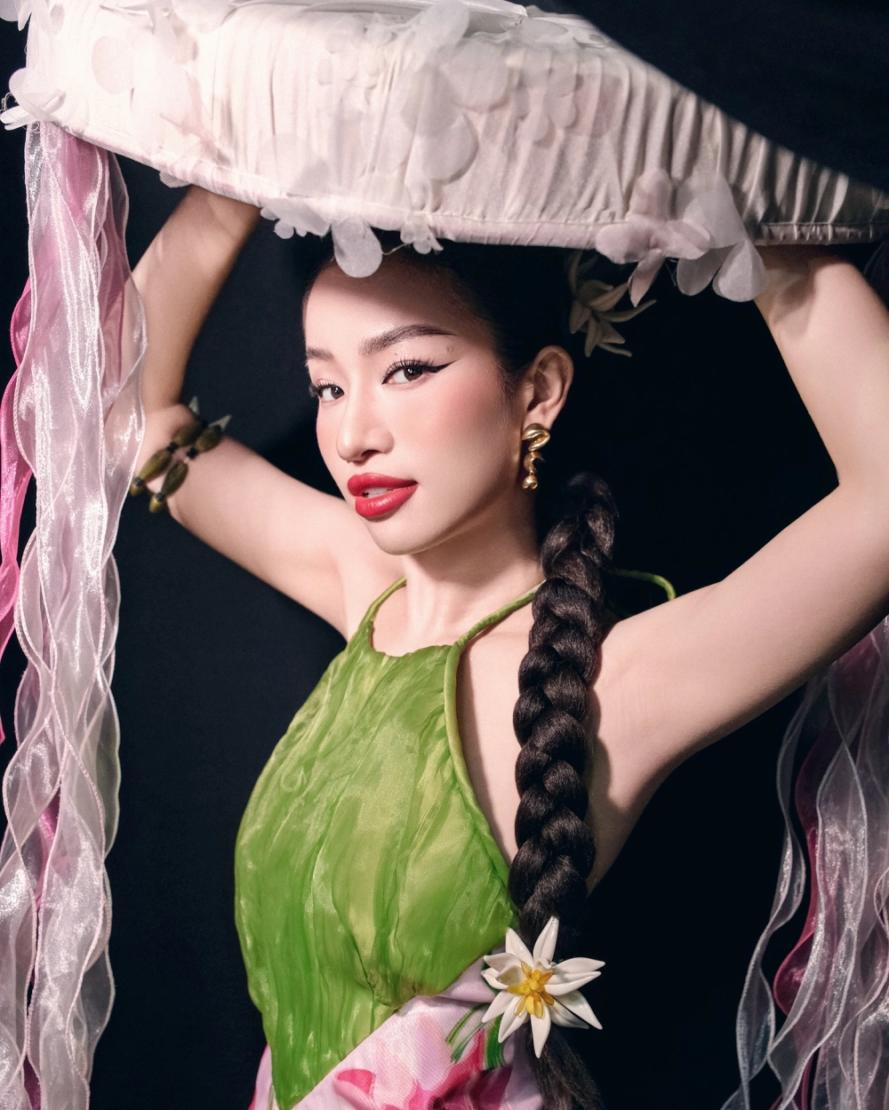 Rơi lệ cùng Lâm Bảo Ngọc trái tim em cũng biết đau da diết