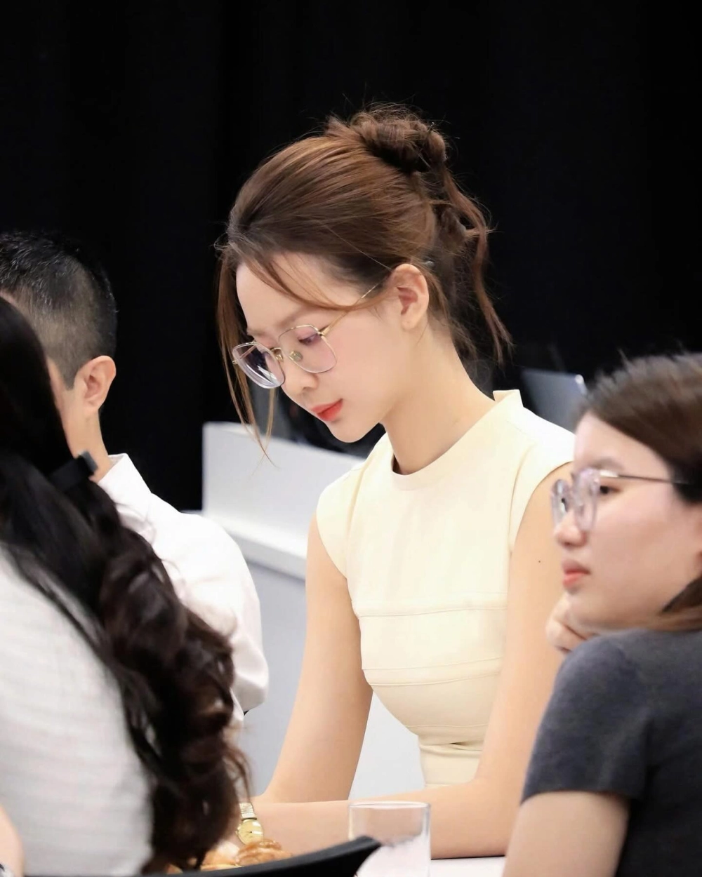 Lê Nguyễn Bảo Ngọc cao mét mấy khiến fan trầm trồ