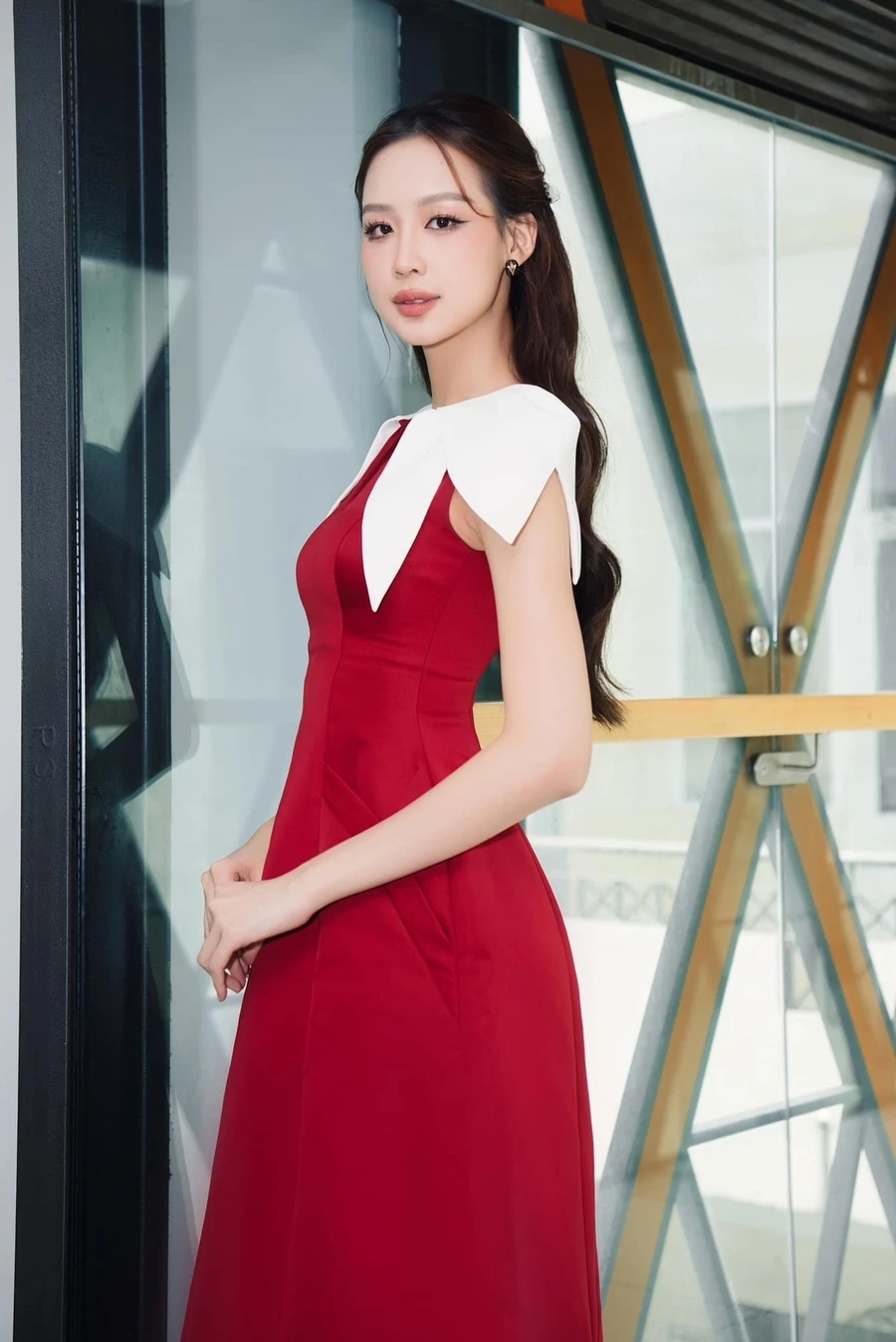 Lê Nguyễn Bảo Ngọc catwalk chuyên nghiệp và nổi bật
