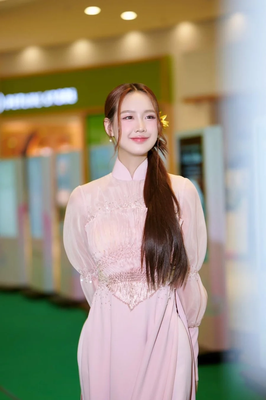 Lê Nguyễn Bảo Ngọc lúc nhỏ đã toát lên thần thái