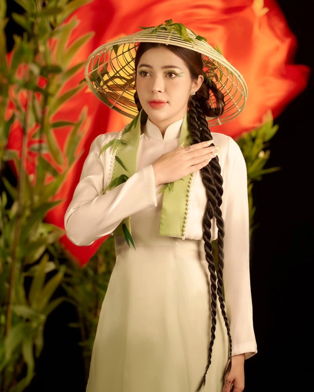 Chị Linh Barbie luôn truyền cảm hứng với năng lượng tích cực
