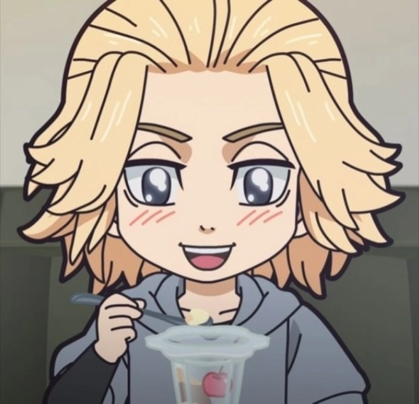 Mikey hồi nhỏ đáng yêu và gây xúc động với quá khứ