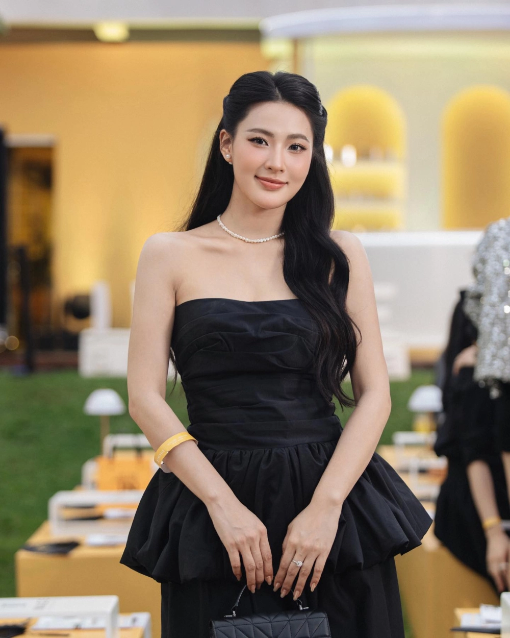 Gu thời trang sân khấu của Minh Trang Ca sĩ gây ấn tượng mạnh