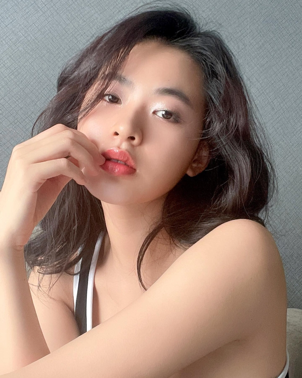 Vẻ đẹp giản dị của Diễn viên Nguyễn Minh Trang gây chú ý