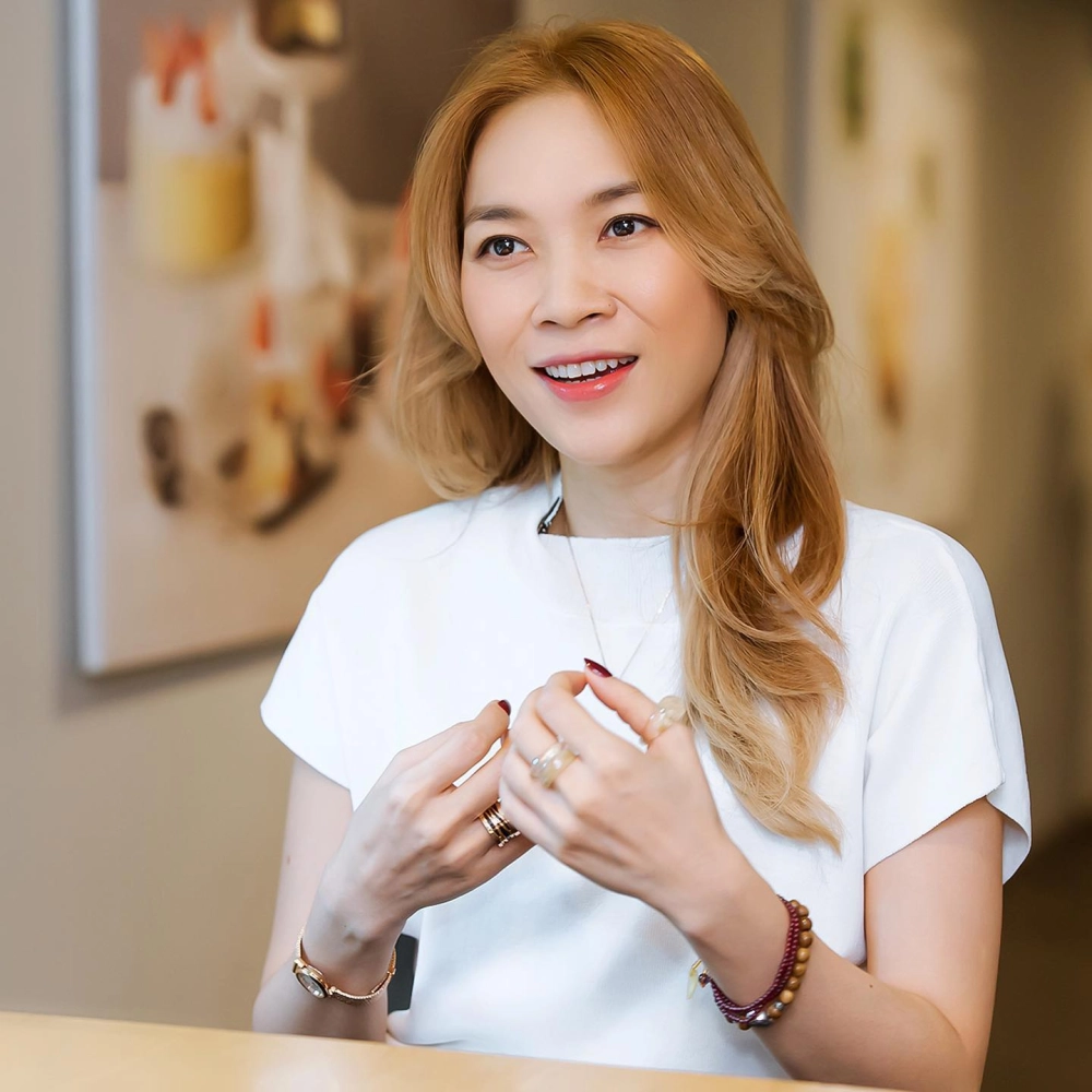 Mỹ Tâm sinh năm mấy vẫn giữ vẻ đẹp thời gian