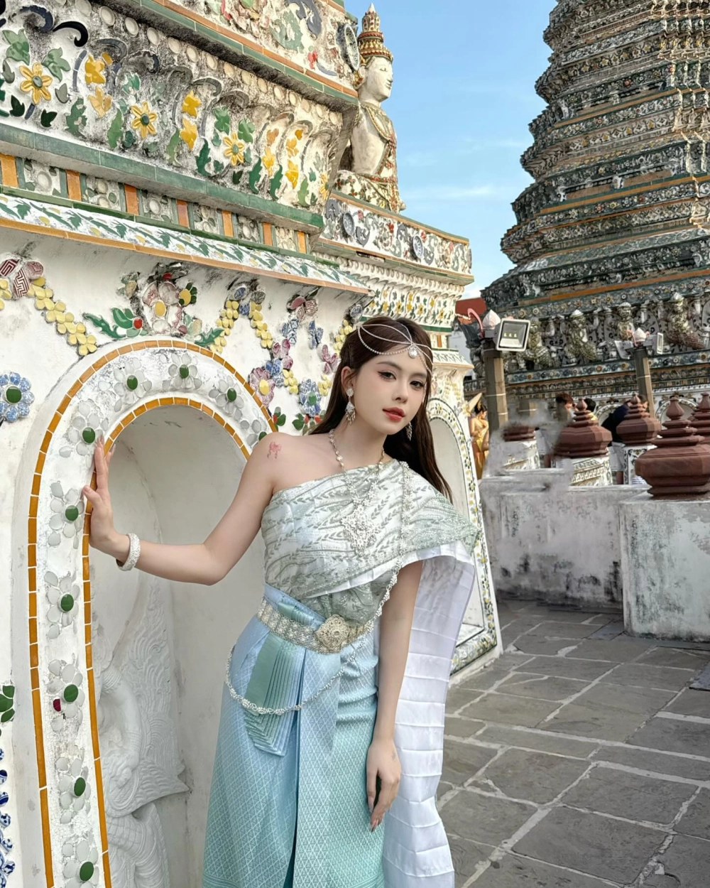 Theo dõi fanpage ngân hà tiktok để cập nhật ảnh mới nhất