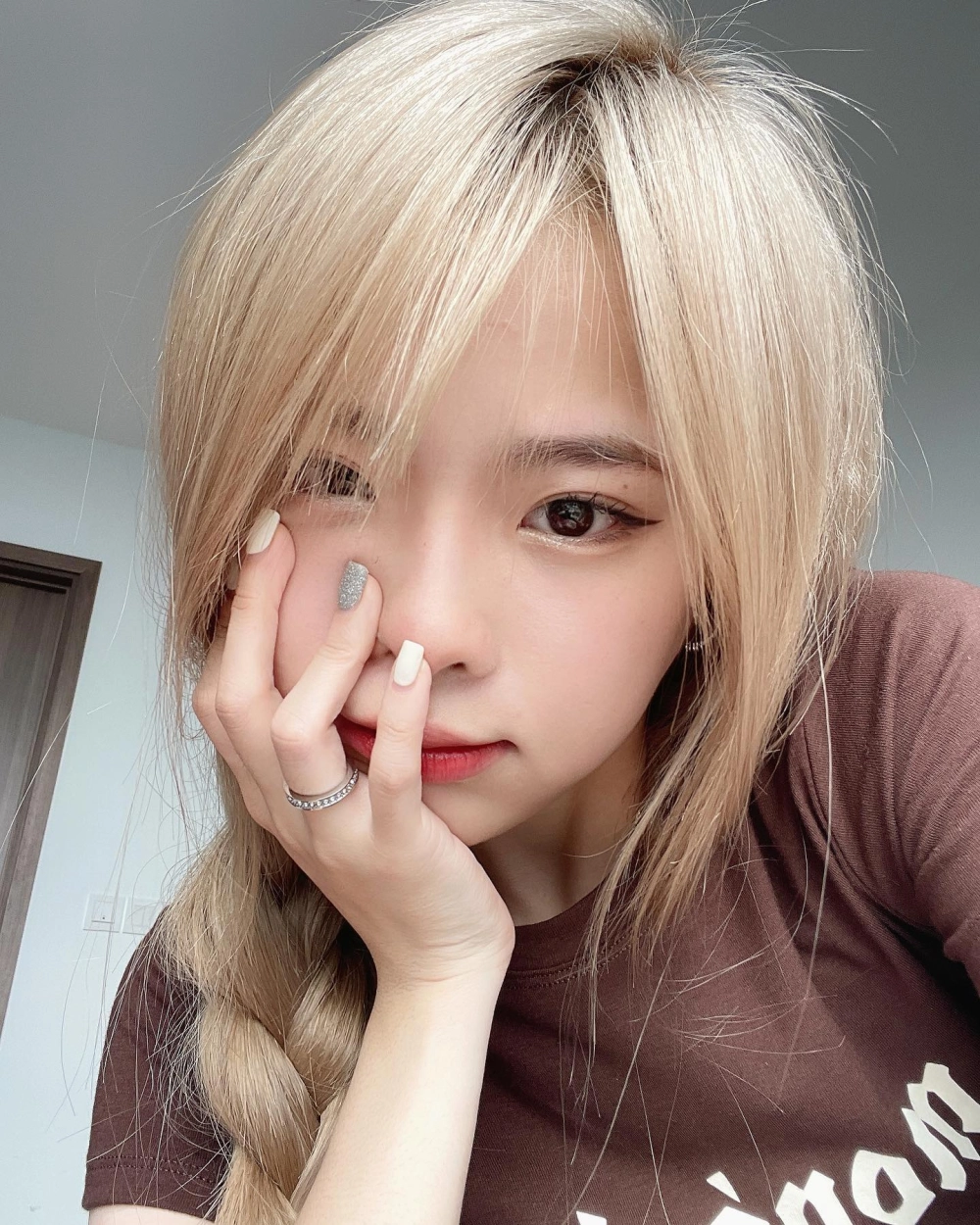 Giọng hát ngọt ngào của Ngọc Kem hát khiến fan mê mẩn