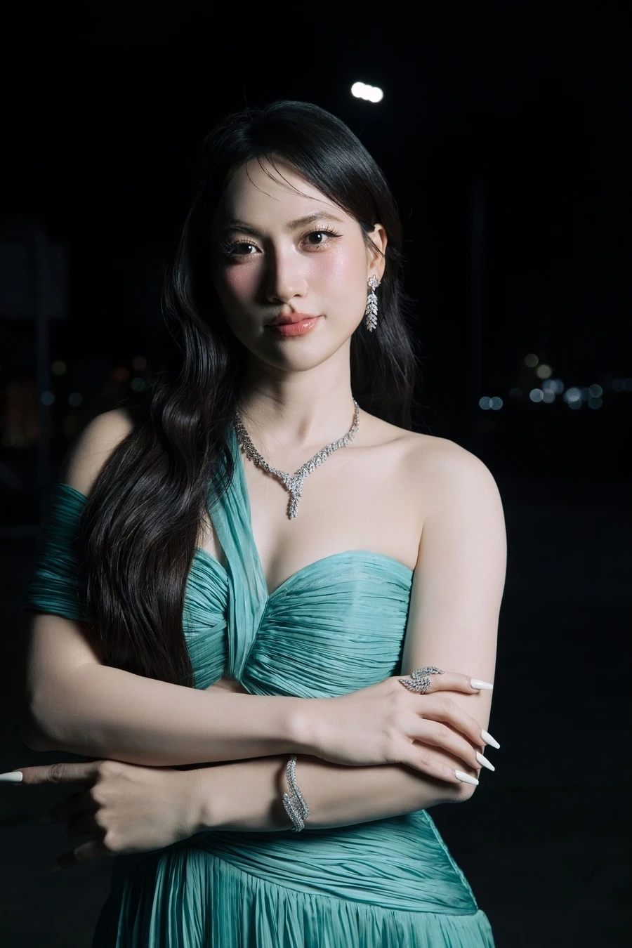 Phương Anh Đào game show mang đến tiếng cười và sự duyên dáng