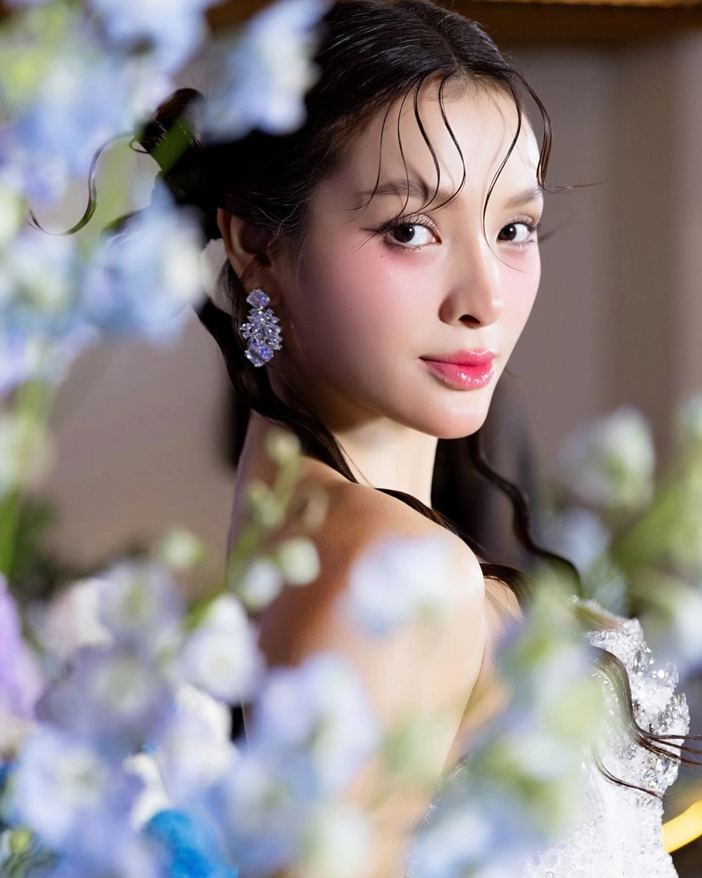 Nghe Phương Trinh Jolie hát những bản tình ca sâu lắng