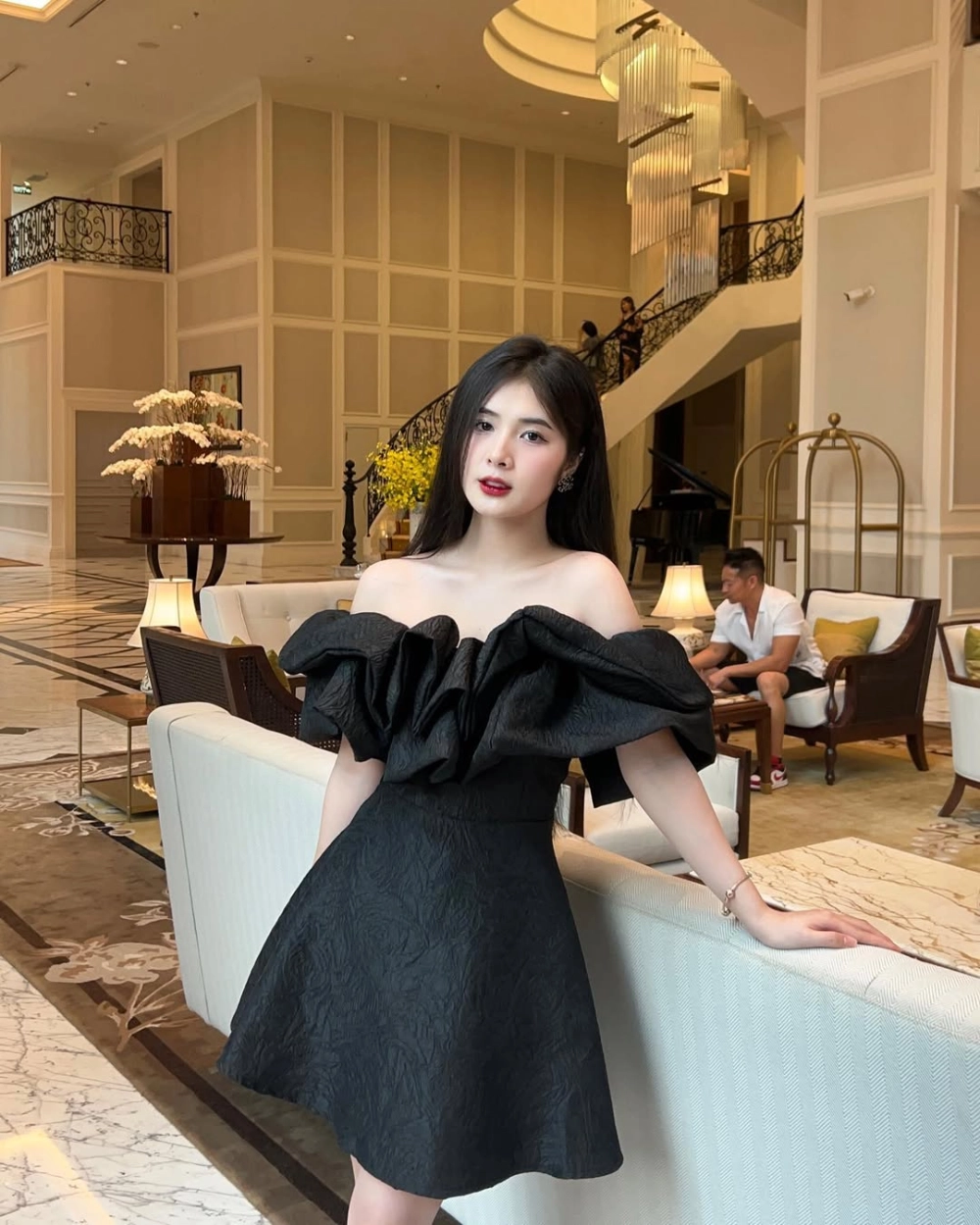 Quỳnh Alee cao bao nhiêu khiến fan ngỡ ngàng với chiều cao thật
