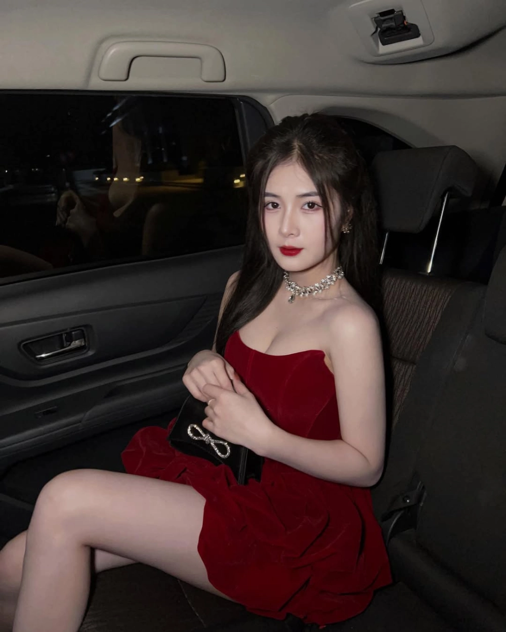 Quỳnh Alee tiktok ghi dấu với loạt clip triệu view