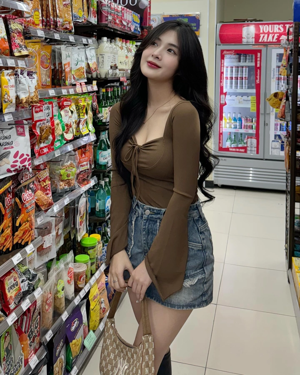 Phốt Quỳnh Alee khiến hình ảnh cô nàng gặp nhiều sóng gió