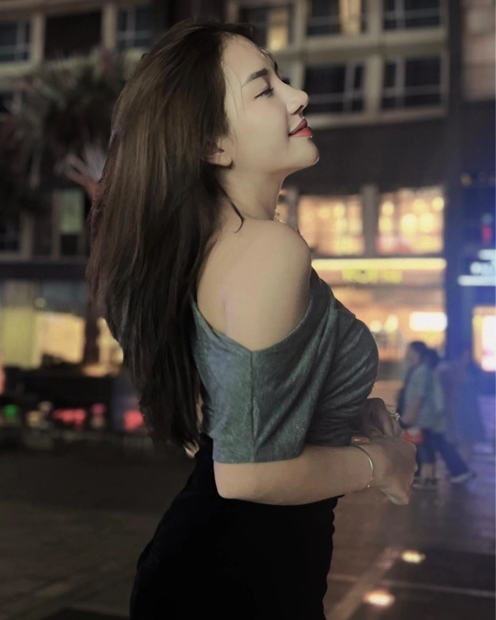 Quỳnh Trang Em Quỳnh Quỳnh Sinh Năm Bảo Nhiêu là điều fan luôn tìm kiếm