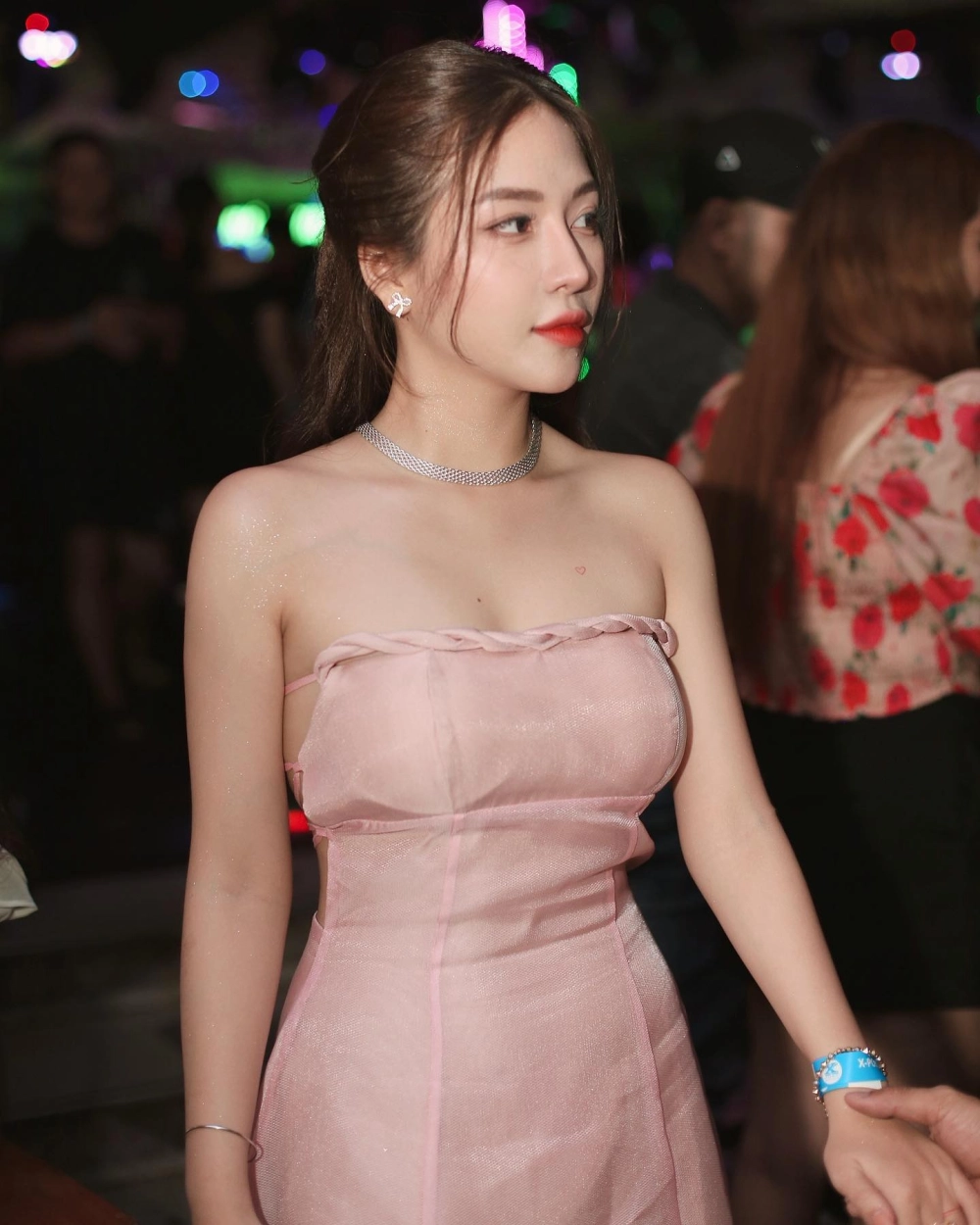 Quỳnh Trang Nhạc Hay tuyển chọn những bản bolero được yêu thích nhất