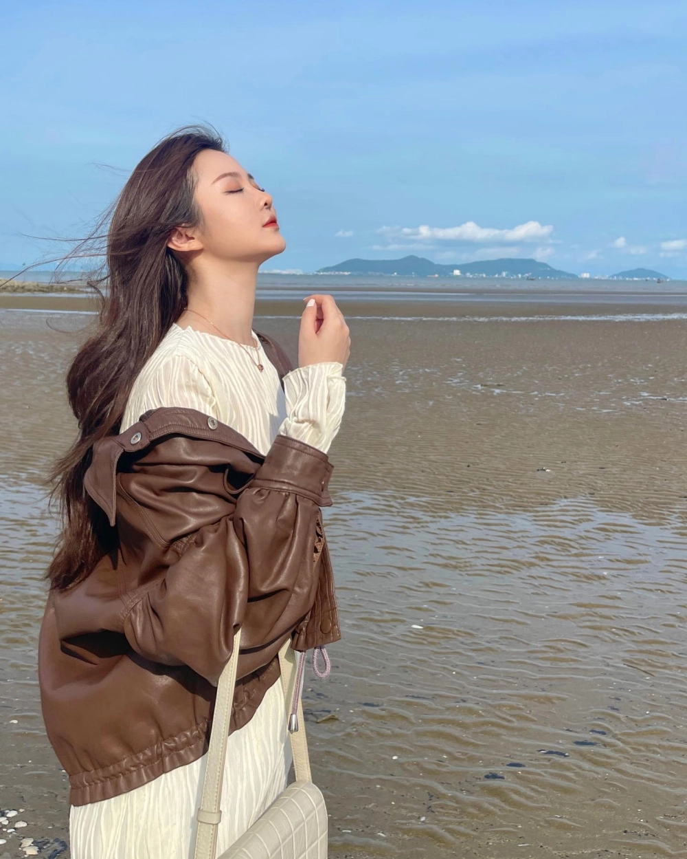 Fan tò mò Ribi Sachi bao nhiêu tuổi thật sự sau nhiều năm hoạt động